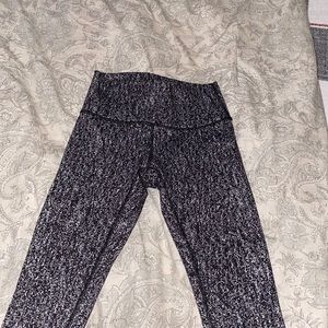 Lululemon High Times Pant- 6 (EUC)